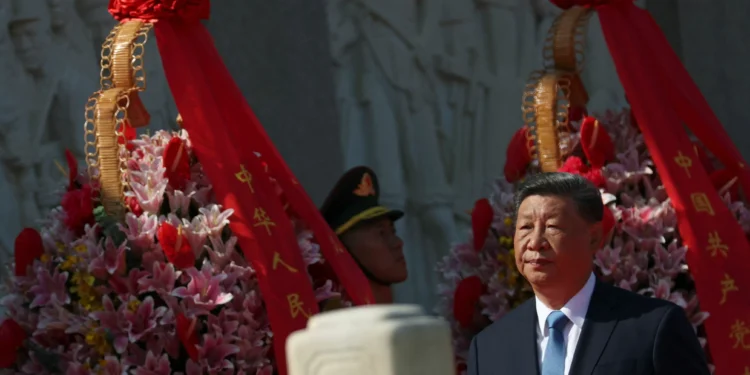 Xi Jinping pede que chineses se oponham à independência de Taiwan