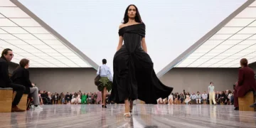 Como usar? As 7 tendências de moda que continuarão reinando em 2026