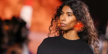 Quatro tendências de beleza da Semana de Moda de Paris para usar já…