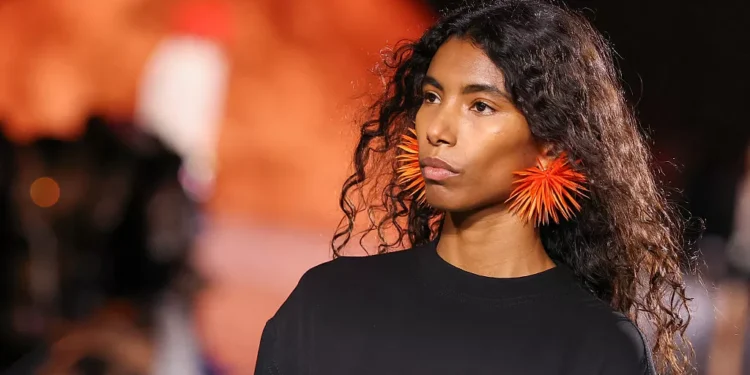 Quatro tendências de beleza da Semana de Moda de Paris para usar já…