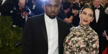 Kim Kardashian relata aneurisma cerebral após término com Kanye West