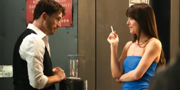 Reavivado por séries e redes sociais, vício em cigarro seduz uma nova geração