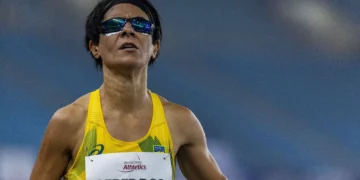 Campeã paralímpica no atletismo troca de esporte para disputa de Mundial