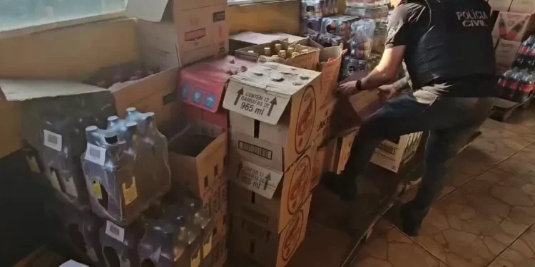 Megaoperação fecha bares e adegas por venda de bebidas adulteradas em SP