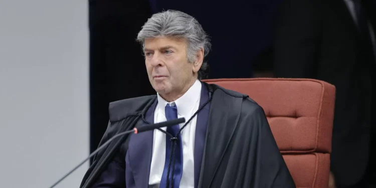 Análise: Voto de Fux no julgamento do núcleo 4 gera reação na direita