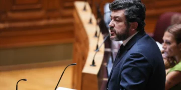 PS quer “equilíbrio” e especificidade para CPLP e UE na revisão da lei da nacionalidade