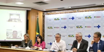 Saúde anuncia 14 UTIs inteligentes e rede com suporte de IA no SUS