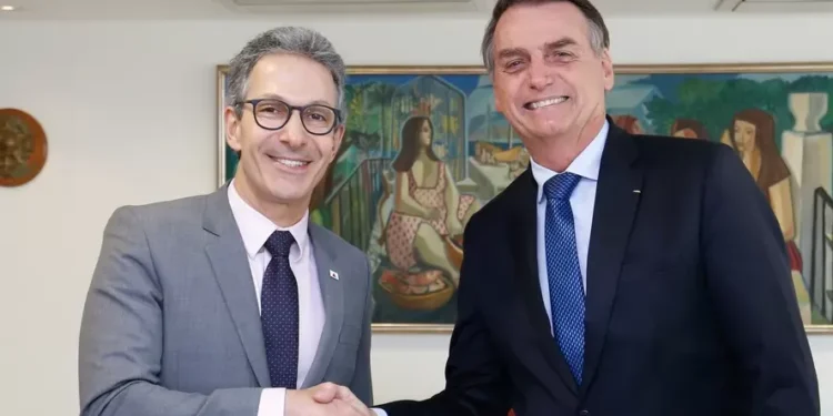 Zema compara prisão de Bolsonaro a presos comuns: “Foi tudo muito ágil”