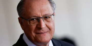 Alckmin: China abrirá diálogo com indústria automotiva para evitar escassez de chips