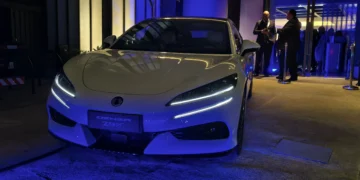 BYD lança oficialmente a Denza, sua marca de luxo, no Brasil