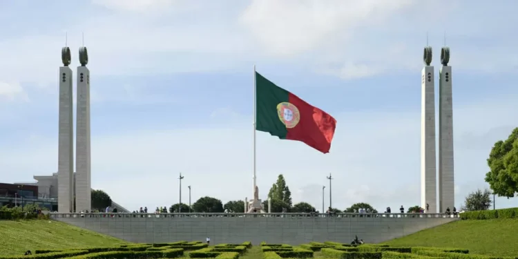 Portugal pode crescer mais de 3% ao ano, segundo a Católica em estudo pedido pela Euronext e AEM