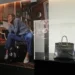A bolsa Birkin original leiloada no início do ano foi apresentada ao público em Tóquio