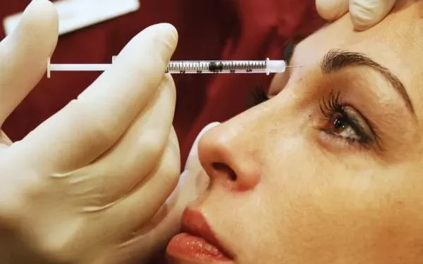 Era da leveza: ideais estéticos pedem intervenções para parecer descansado