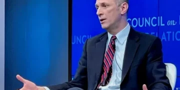 Goolsbee diz que dissidência em reunião do Fed foi a favor de esperar por mais dados