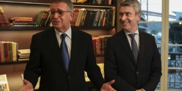 Carneiro apela à desistência de candidaturas de esquerda a favor de Seguro