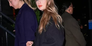 O recado do cabelo impecável de Taylor Swift: aniversário, natal ou casamento?
