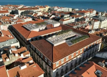 Arab Bank Switzerland compra dois palácios históricos em Lisboa
