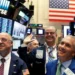 Wall Street fecha em alta enquanto o mercado espera pelo PIB do 3º trimestre