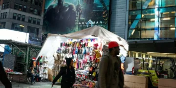 Vendas no varejo dos EUA frustram projeções e ficam estáveis em outubro ante setembro