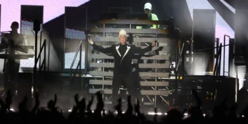 Pet Shop Boys fará show em São Paulo; saiba como comprar