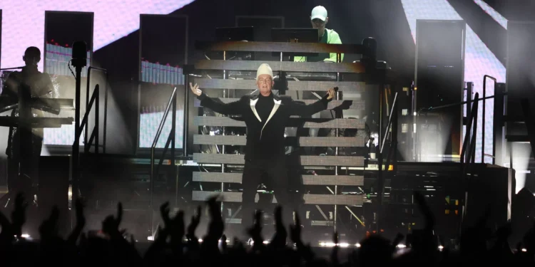 Pet Shop Boys fará show em São Paulo; saiba como comprar