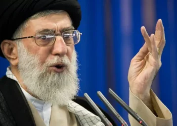 Donald Trump prepara decisão sobre intervenção no Irão