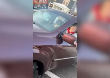 EUA: Agente do ICE que matou mulher gravou vídeo; veja