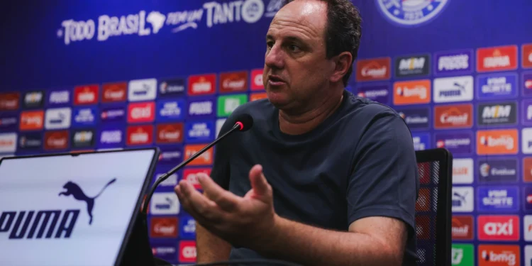 Corinthians x Bahia: Ceni critica mudança na estreia do Brasileirão