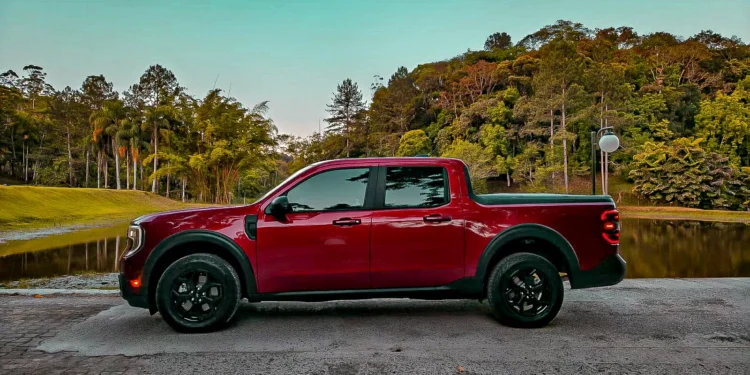 Rodamos 1400 km até Santa Catarina com a nova geração da Ford Maverick
