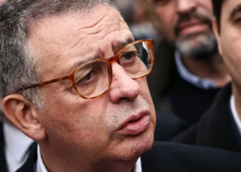 Seguro apela ao voto porque “sondagens não elegem presidentes”