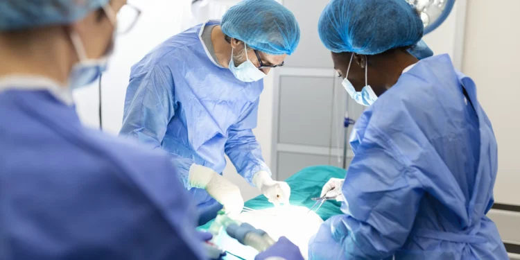 Brasil soma mais de 66 mil processos por erros cirúrgicos em um ano