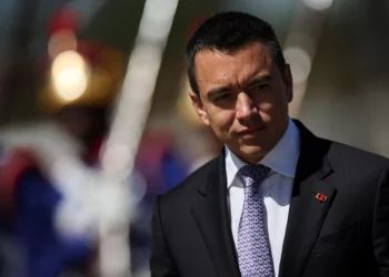 Equador x Colômbia: Noboa sobe tarifa de transporte de petróleo do vizinho em 900%