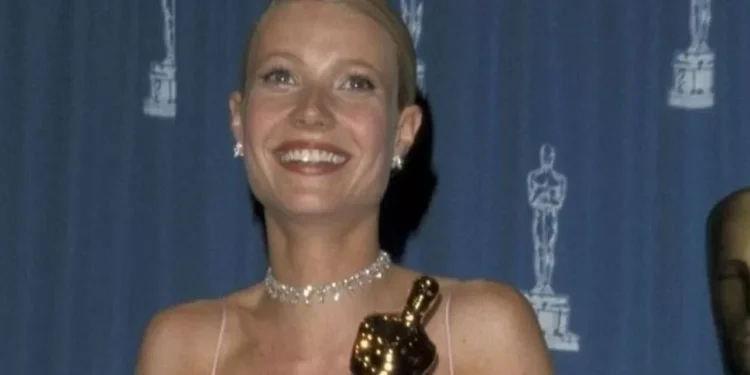 Gwyneth Paltrow revê polêmicas do Oscar em que venceu Fernanda Montenegro