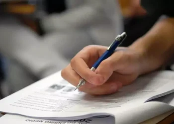 Um em cada três cursos de medicina não atinge desempenho mínimo em avaliação do MEC