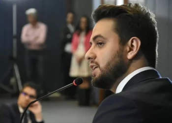 STF mantém prisão de Filipe Martins após audiência de custódia