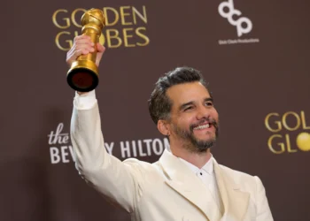 Globo de Ouro posta vídeo de Wagner Moura e brasileiros invadem perfil