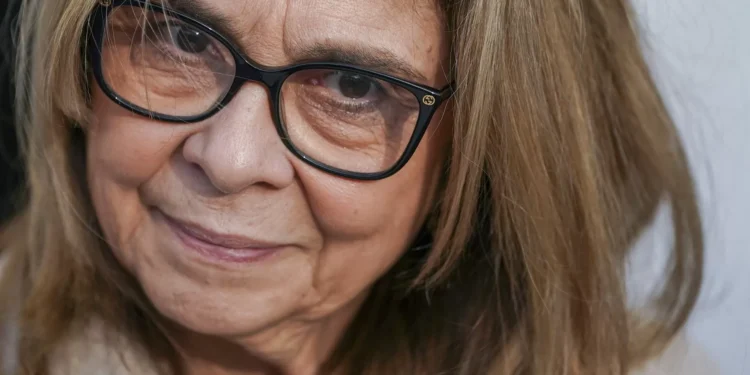 Silêncio é “insustentável”. PS acusa ministra da Saúde de fugir ao escrutínio