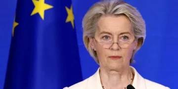 Von der Leyen: tarifas de Trump prejudicam interesses comerciais da UE