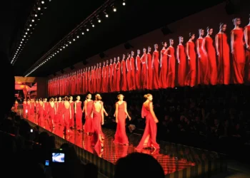 Os 10 vestidos icônicos de Valentino, que o eternizaram mestre da moda