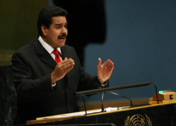 Venezuela detém americanos à medida que as tensões com os EUA aumentam