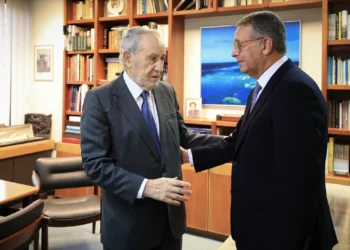 Ramalho Eanes apoia Seguro com quem se identifica “no pensamento democrático”