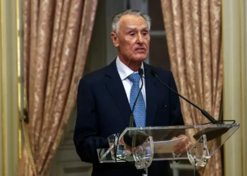 Cavaco alerta que prioridade de Portugal não deve ser captar elevado montante de fundos comunitários