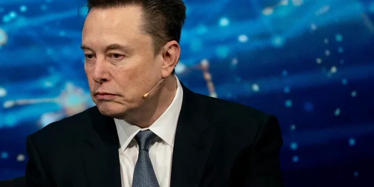 BYD supera Tesla e se torna maior fabricante de carros elétricos do mundo