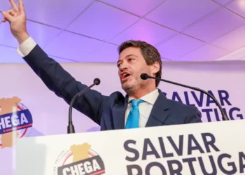 Petição para ilegalizar o Chega vai a debate no Parlamento