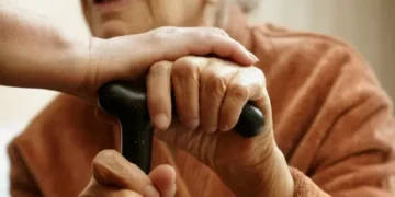 Por que falar sobre fim da vida e cuidados futuros não deve ser tabu