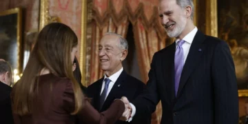 Marcelo anuncia Espanha como primeiro destino de Seguro. “Virá certamente”