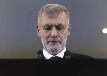 Gouveia e Melo defende exoneração de Maria Lúcia Amaral