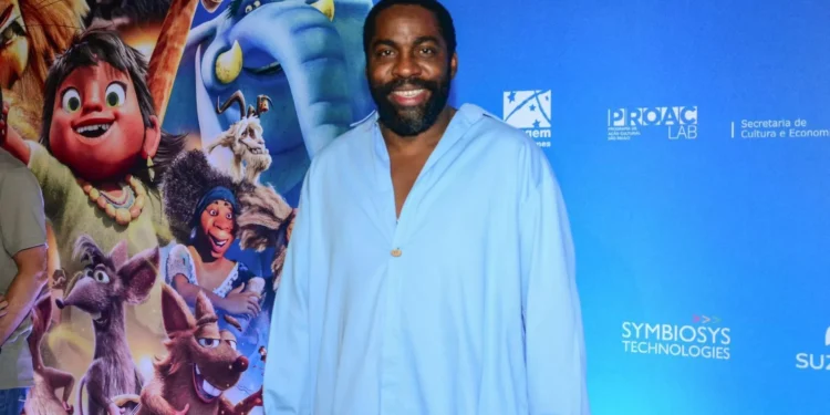 Lázaro Ramos estrelará e dirigirá novo filme, “Mais Que Amigos”