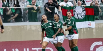 Palmeiras bate o Corinthians nos pênaltis e conquista a Supercopa Feminina