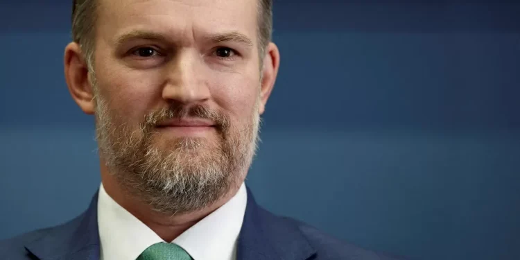 EUA: Tarifas sobre aço e alumínio permanecerão em vigor, diz representante comercial